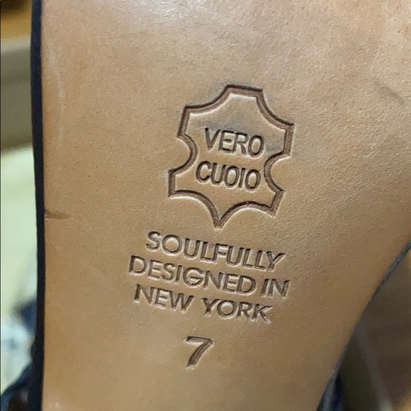 Matt Bernson Gladiator Sandal - Picture 7 of 7